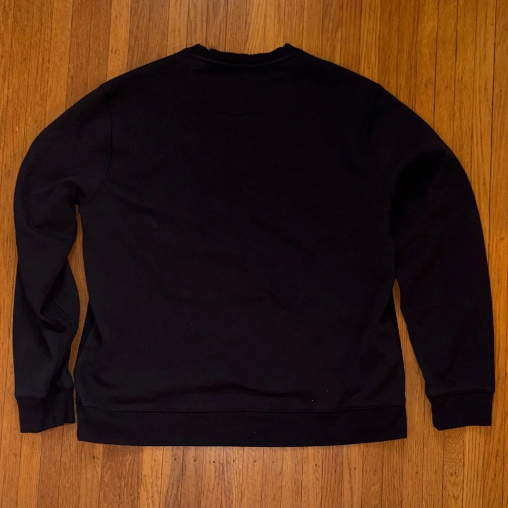 G.H. Bass & Co. Men's Classic Black Crewneck Sweater/Sweatshirt - Picture 4 of 4